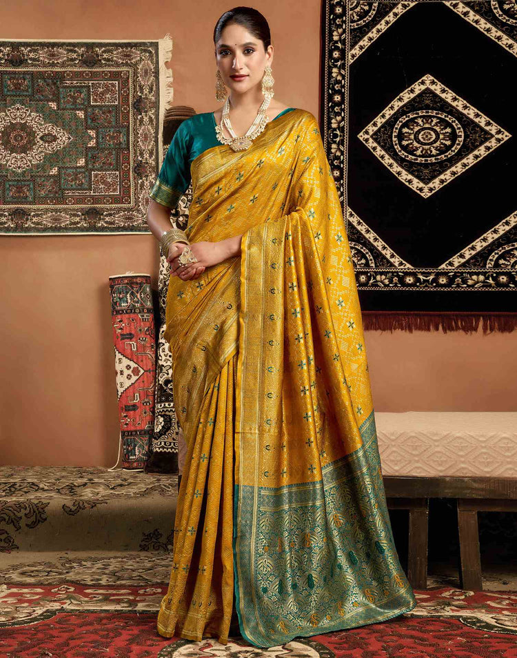 Amber Royale Banarasi Silk Saree