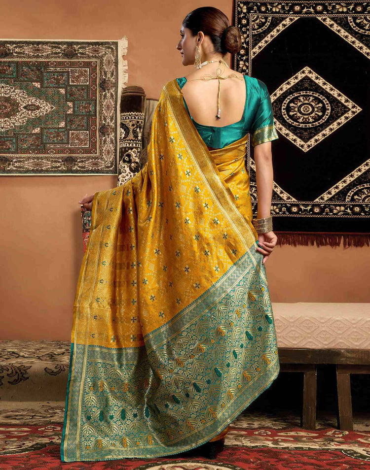 Amber Royale Banarasi Silk Saree