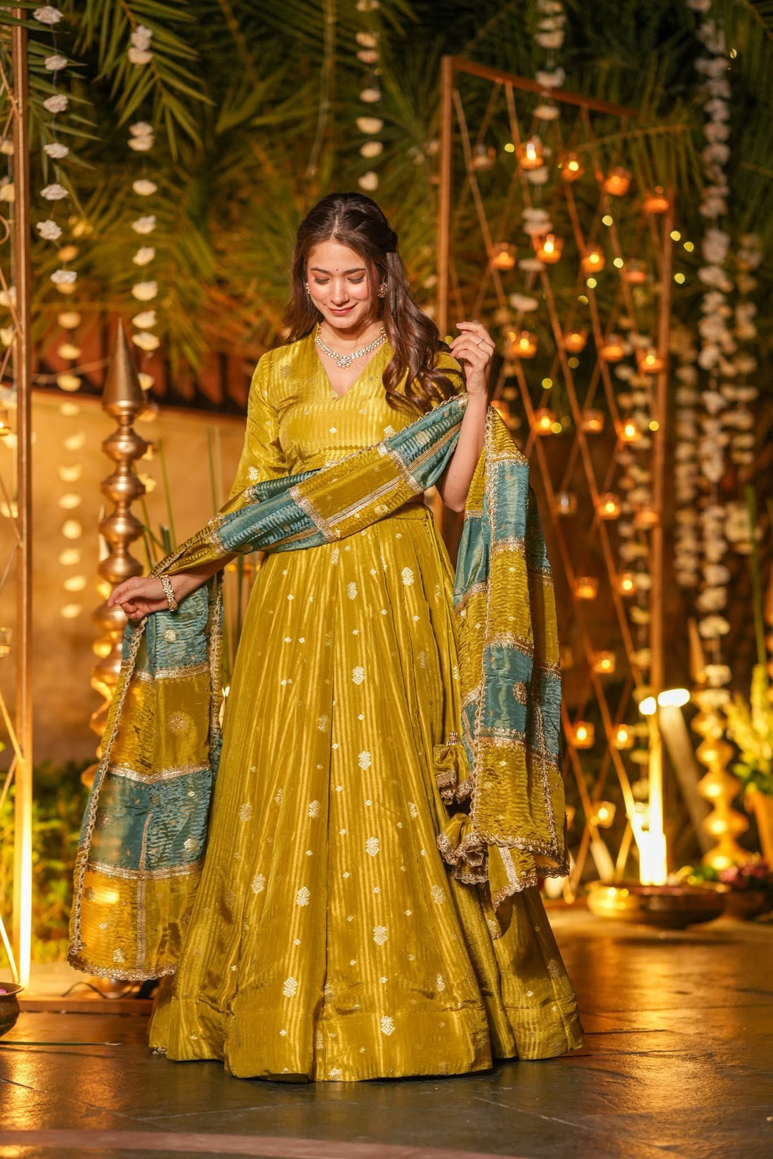 Roopika Banarasi Royale Lehenga
