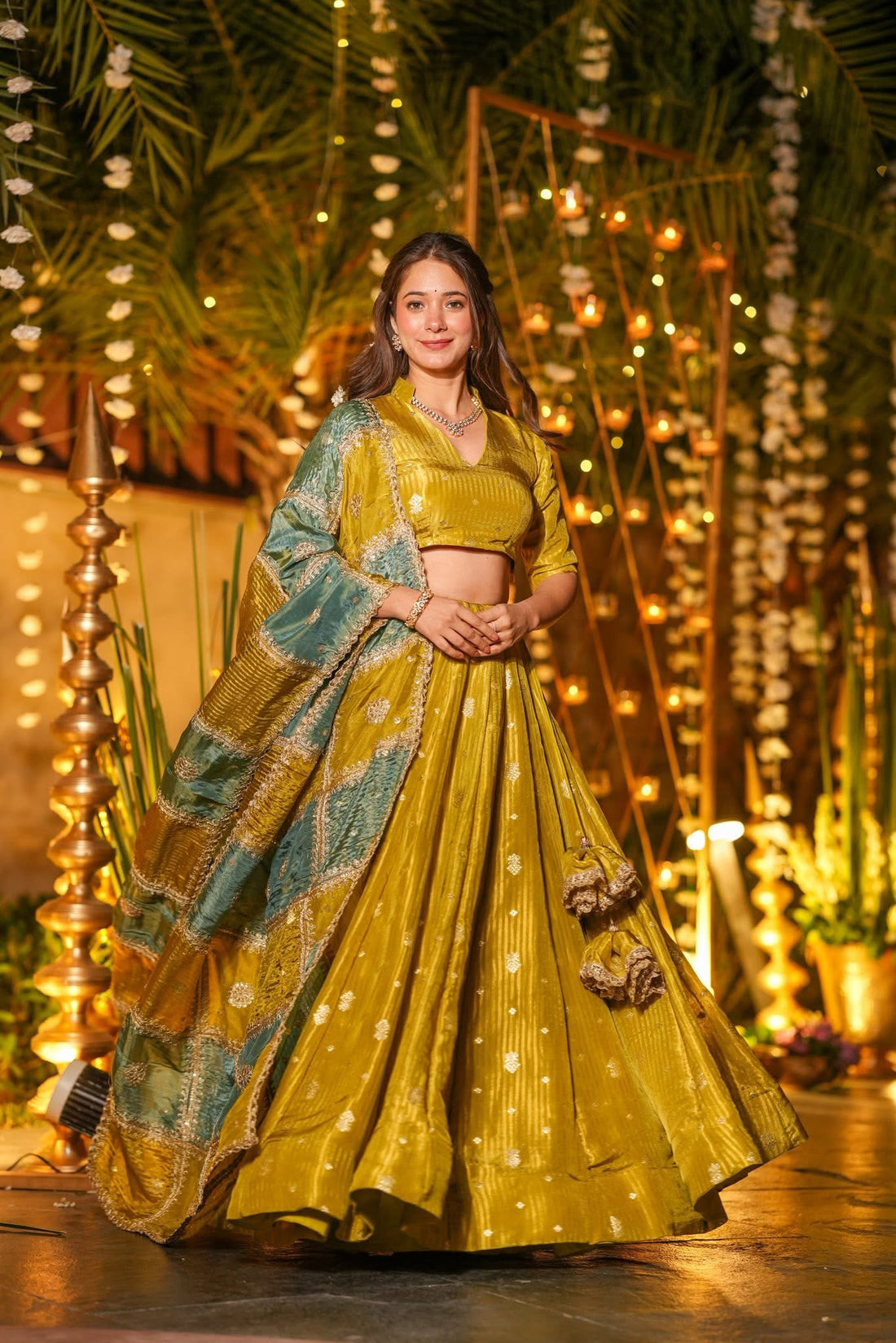 Roopika Banarasi Royale Lehenga