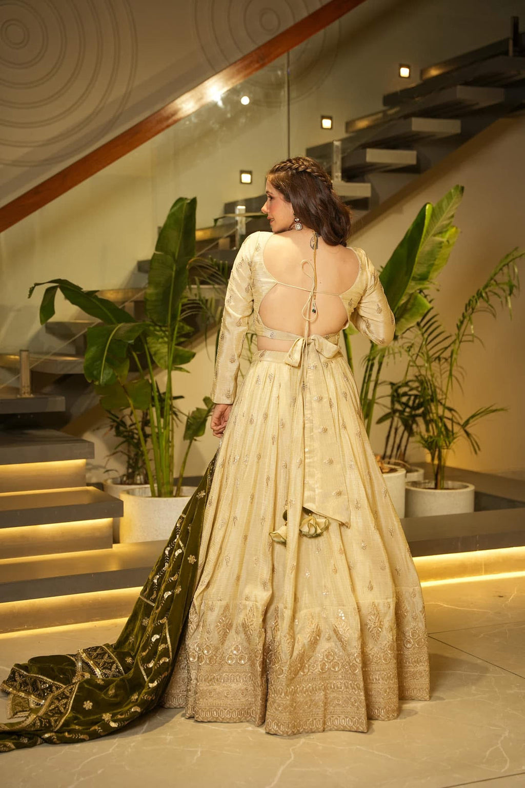 Zahreen Cosmos Royale Lehenga