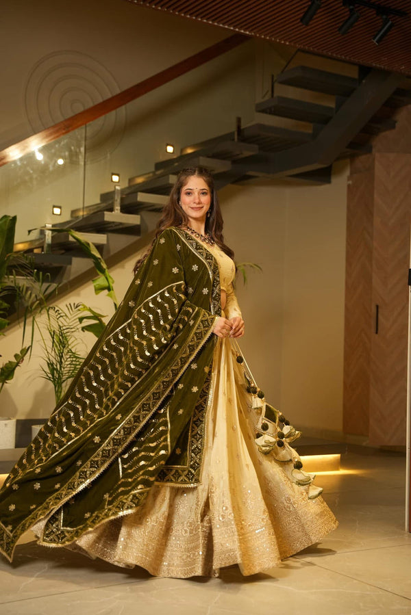 Zahreen Cosmos Royale Lehenga