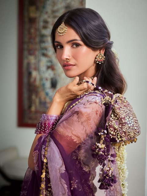 Noor-e-Royale Couture Set